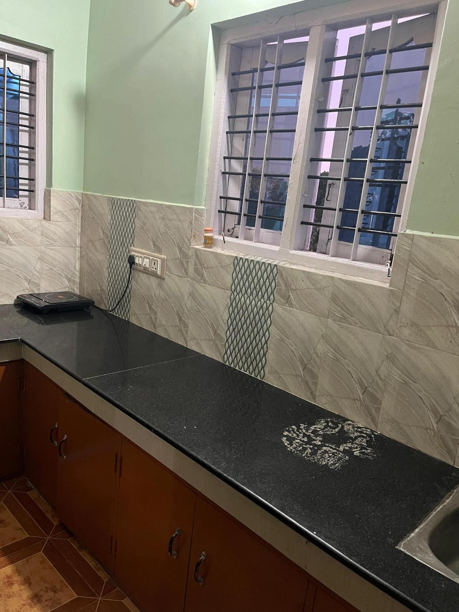 Eshwarkrupa Homestay Madikeri Buitenkant foto